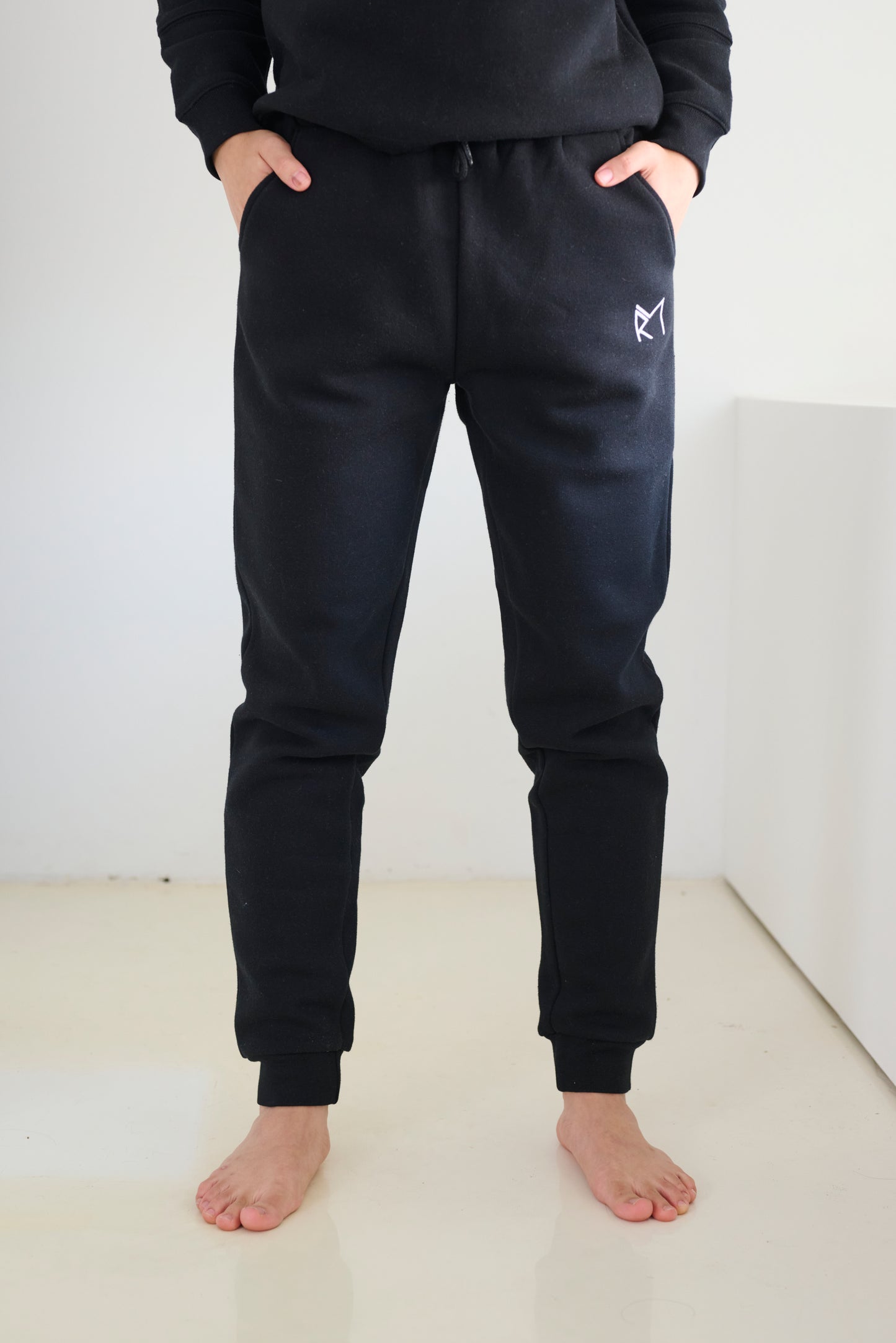 Classic Jogger - Black